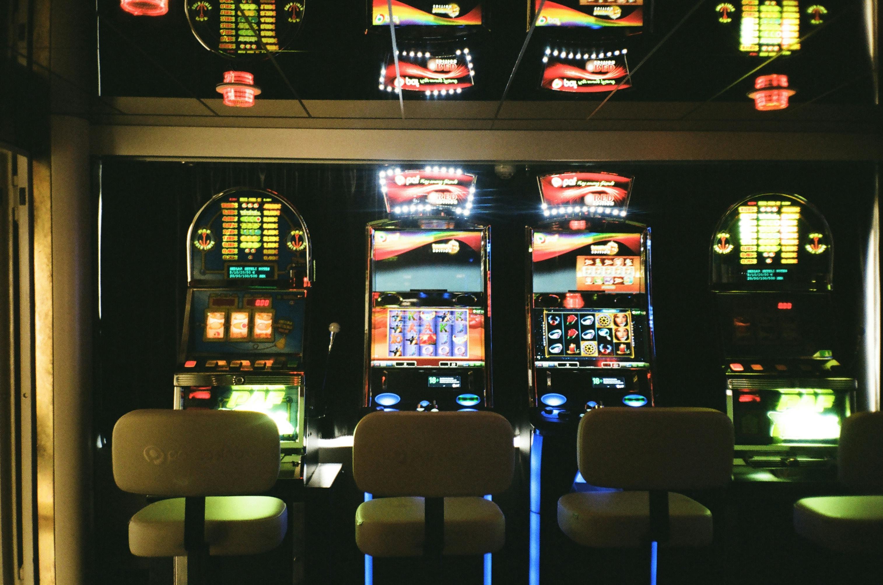 Dashboard eropabet menampilkan riwayat permainan slot Treasures of Aztec dengan statistik kemenangan dan kerugian